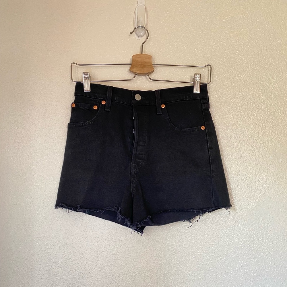 Levi’s Ribcage short - Picture 2 of 6
